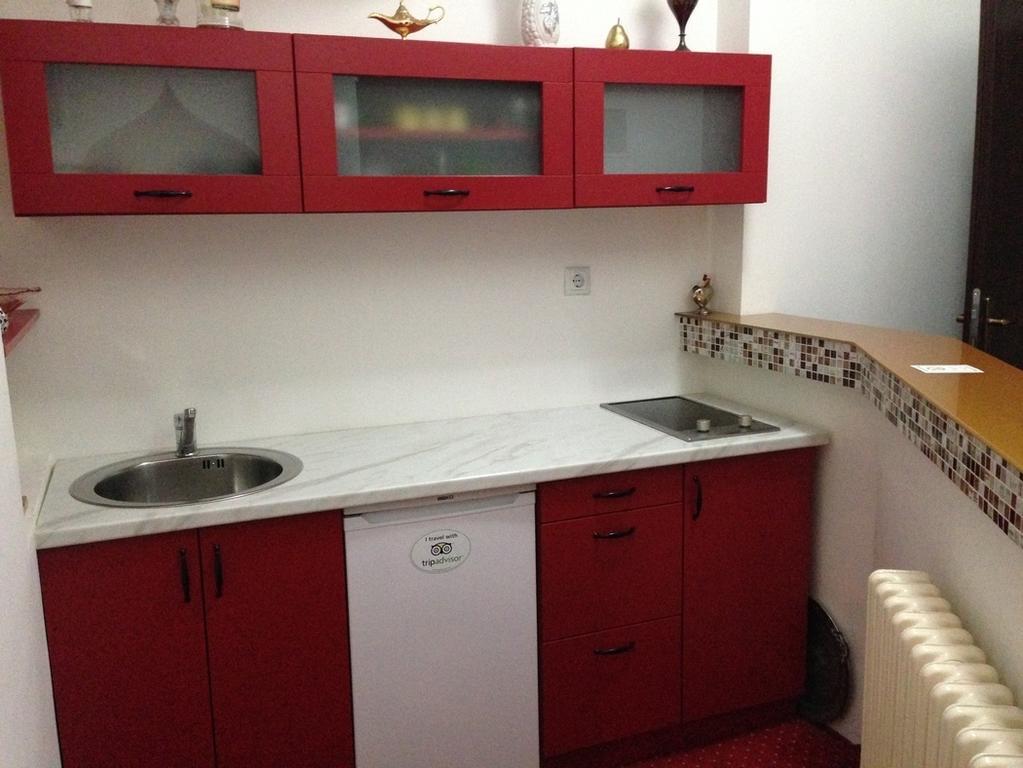 Aladin And Arabella Apartments Сараево Номер фото